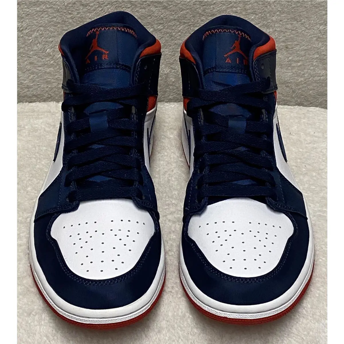 Nike shoes - Air Jordan 1 Mid SE - 852542-104 - White 0