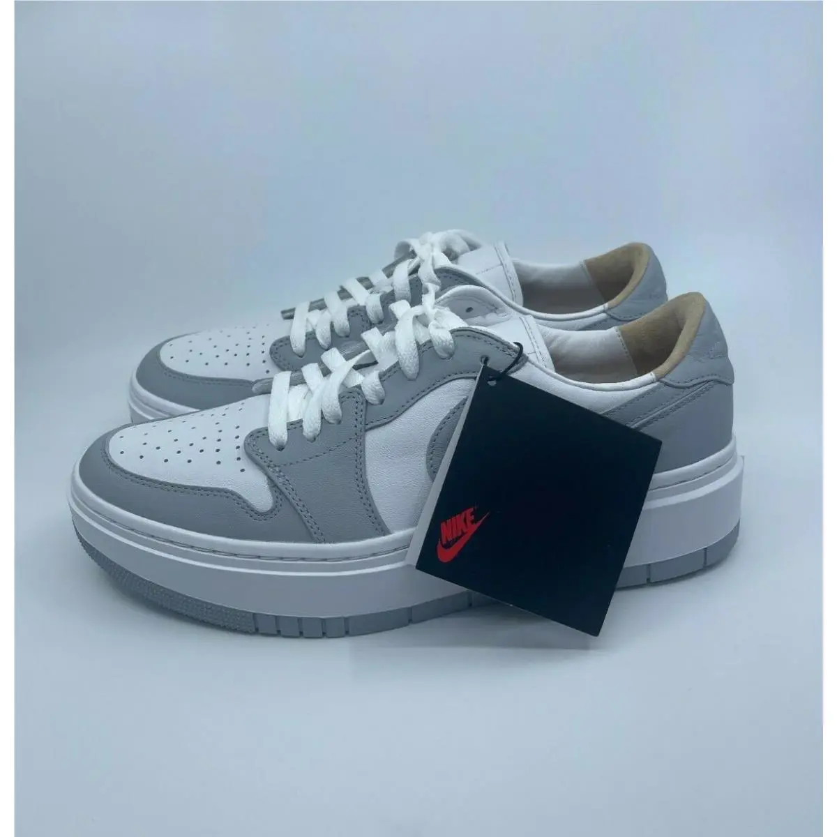 Nike shoes - Air Jordan 1 - Air - White 3