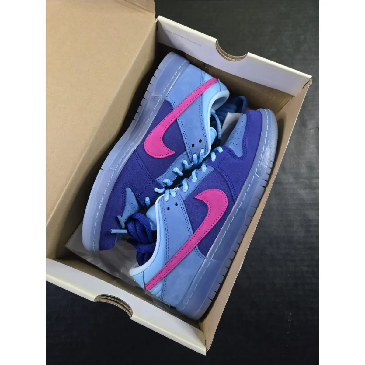 Nike shoes - Nike Dunk SB - Dunk - DO9404-400 - Blue 1