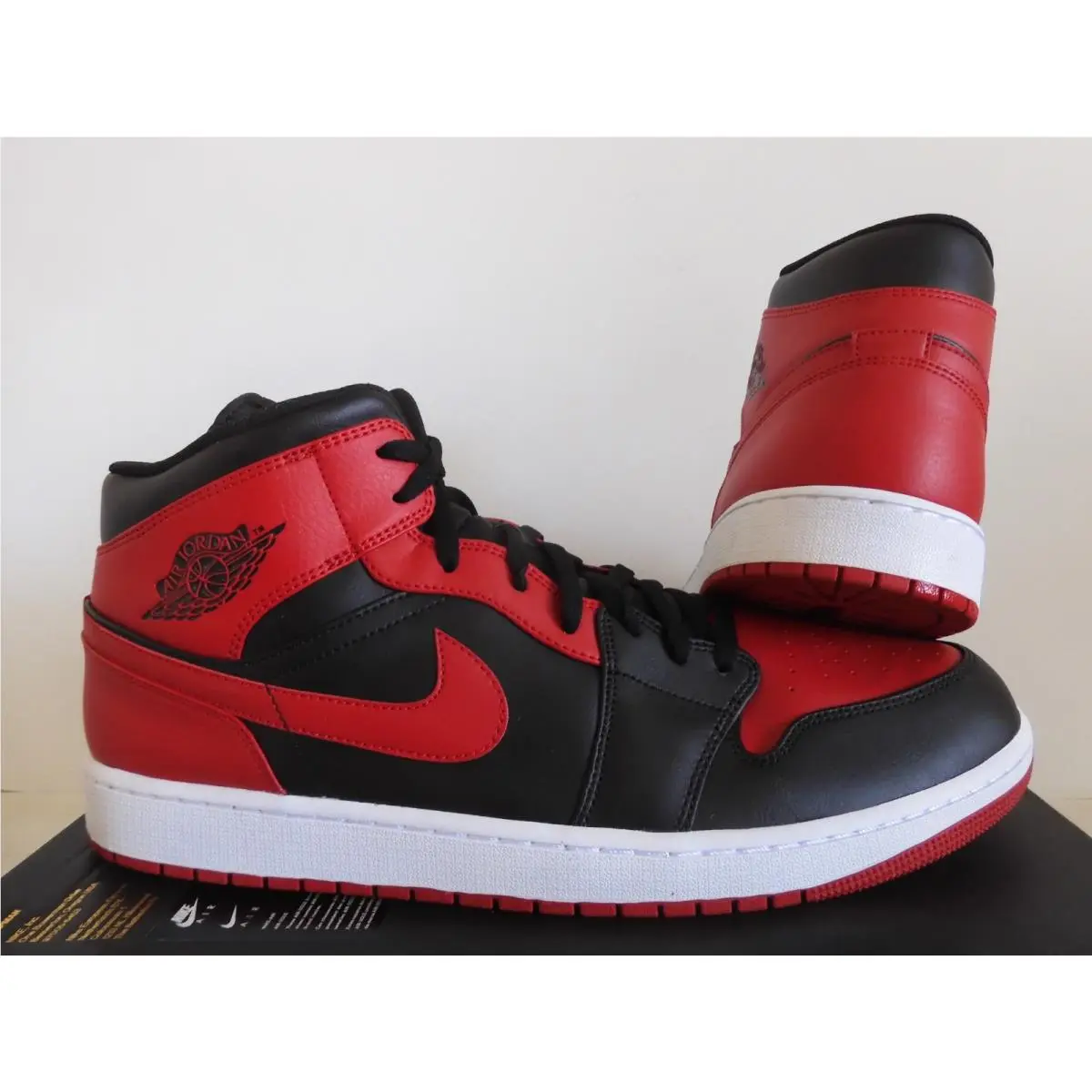 Nike shoes - Air Jordan 1 - Air - 554724-074 - Red (UPC: 0194498268155) 1
