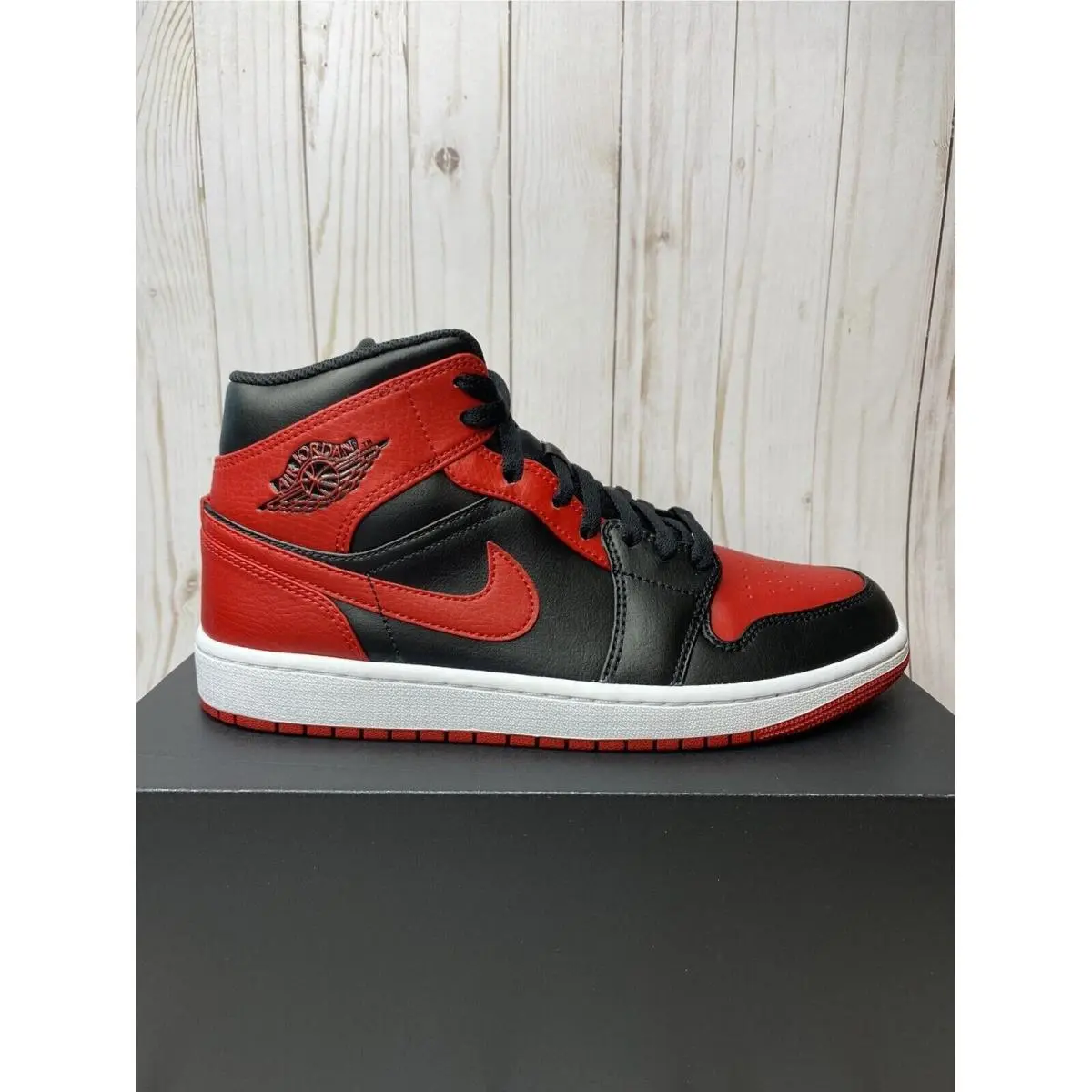 Nike shoes - Air Jordan 1 Mid - Air Mid - 554724-074 - Red 0