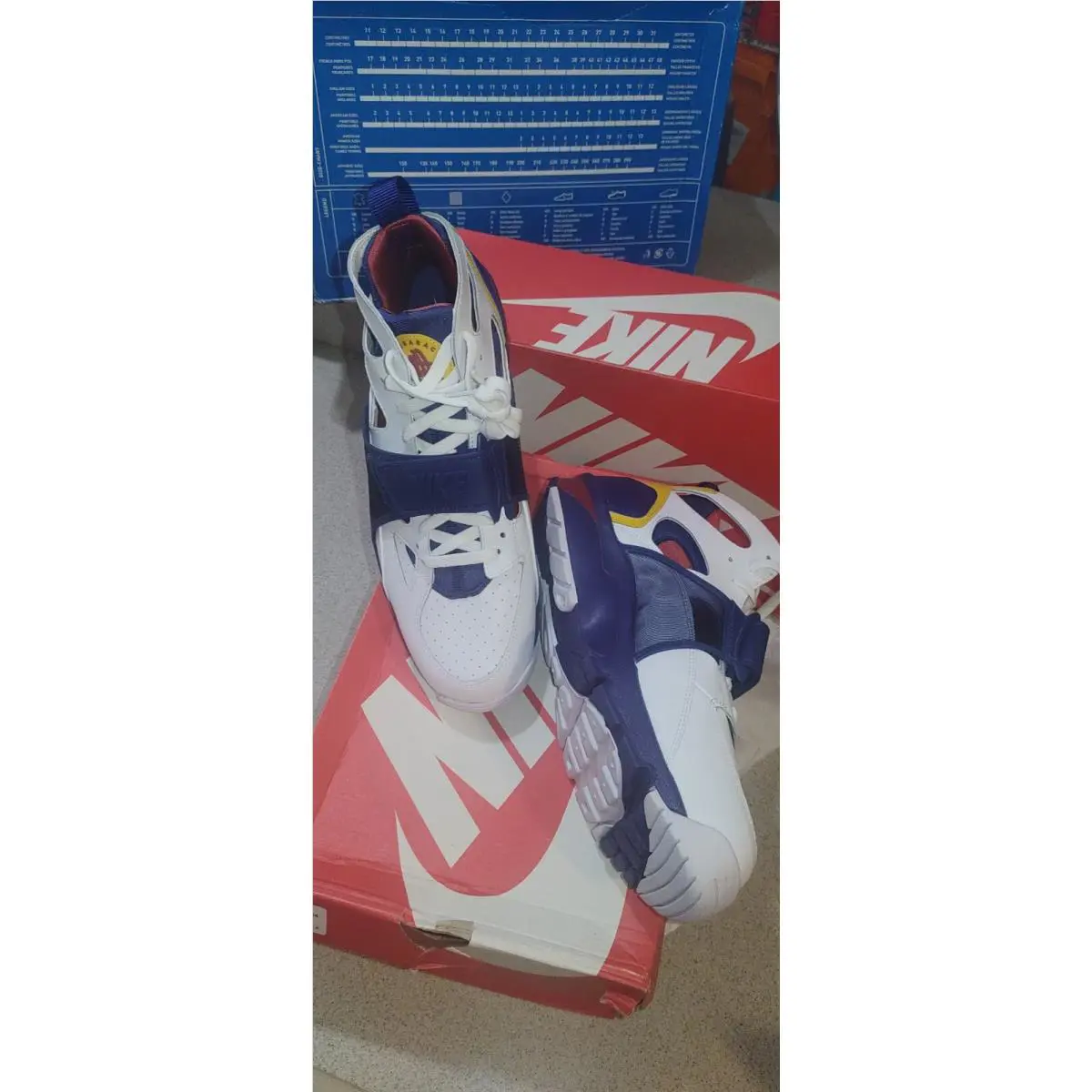 Nike shoes - Nike Air Trainer Huarache - Air Trainer Huarache - 679083107 - White (UPC: 824177917264) 3