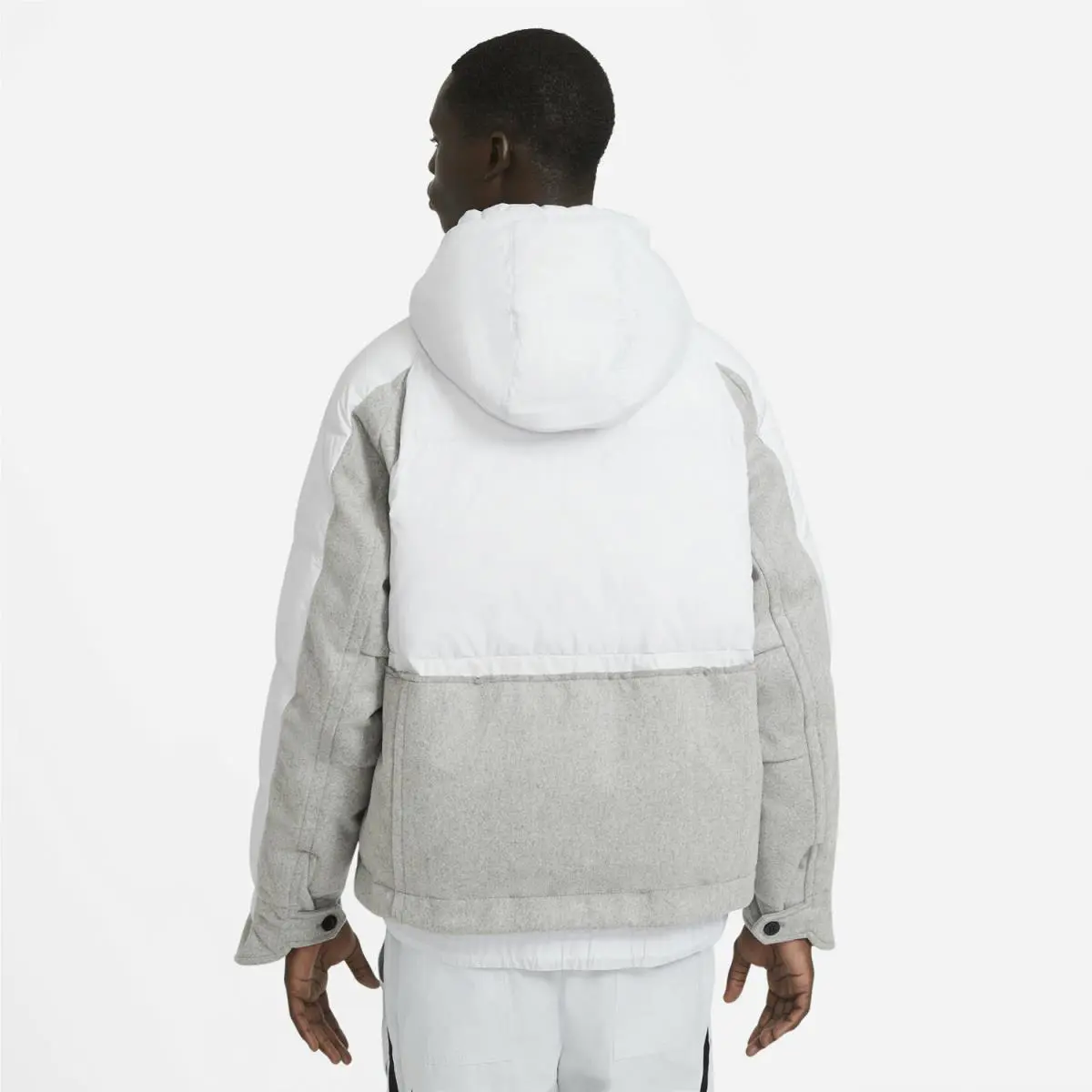 Nike clothing - White (UPC: 193654797416) 0