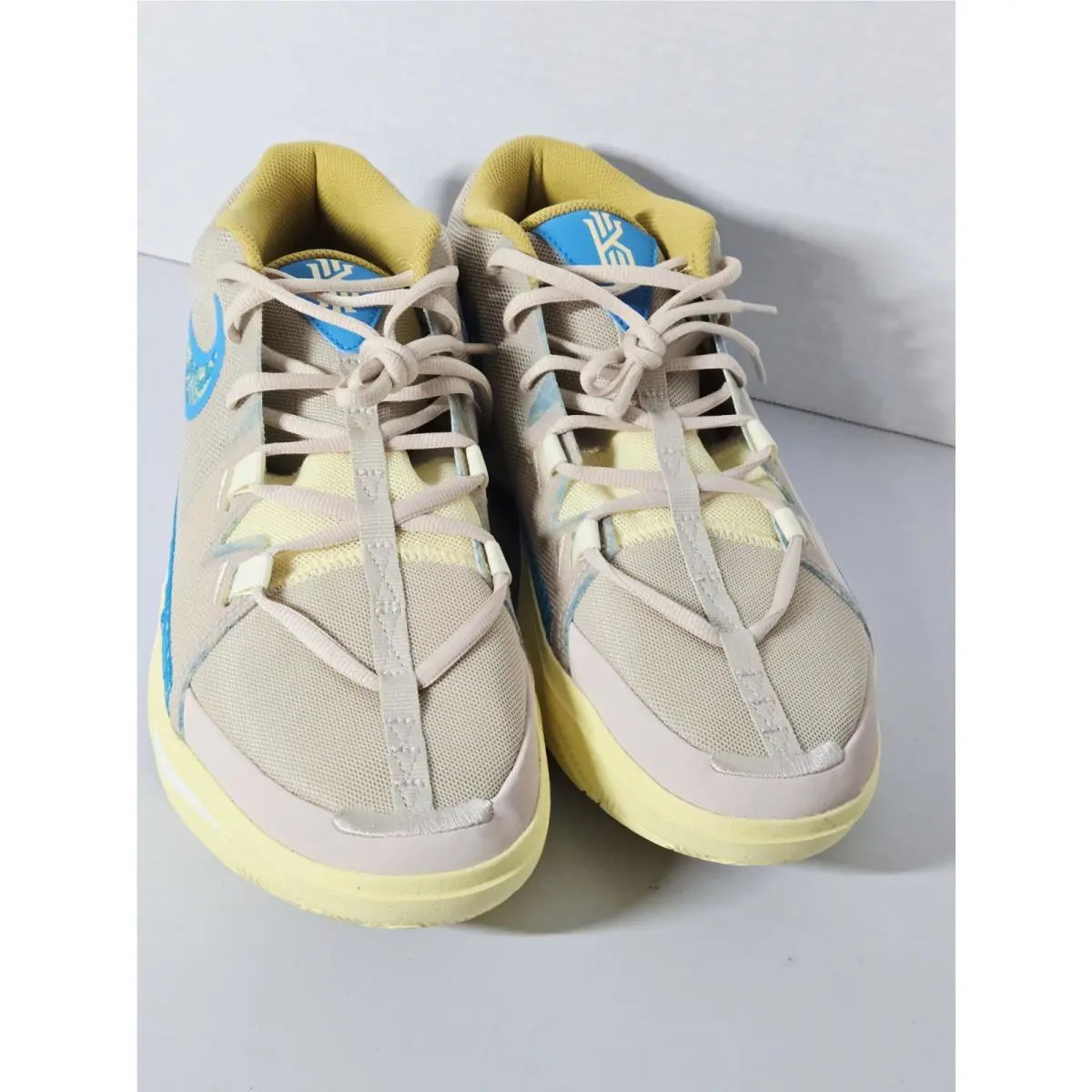 Nike shoes - Nike Kyrie Flytrap 6 - Kyrie Flytrap - DM1125-100 - Beige 0