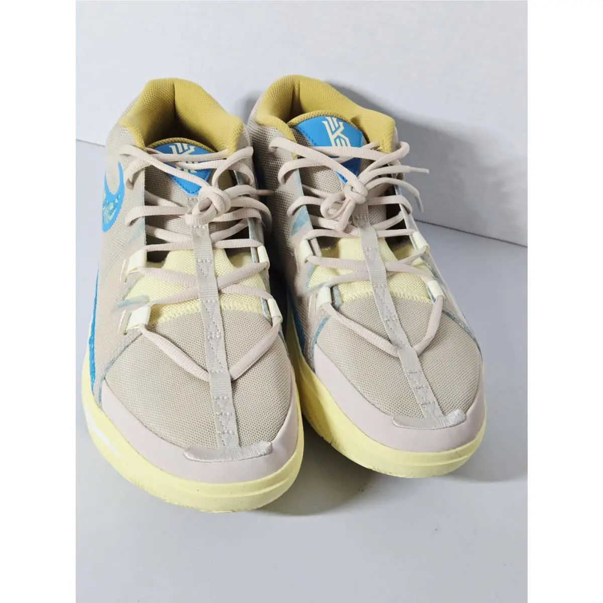 Nike shoes - Nike Kyrie Flytrap 6 - Kyrie Flytrap - DM1125-100 - Beige 0