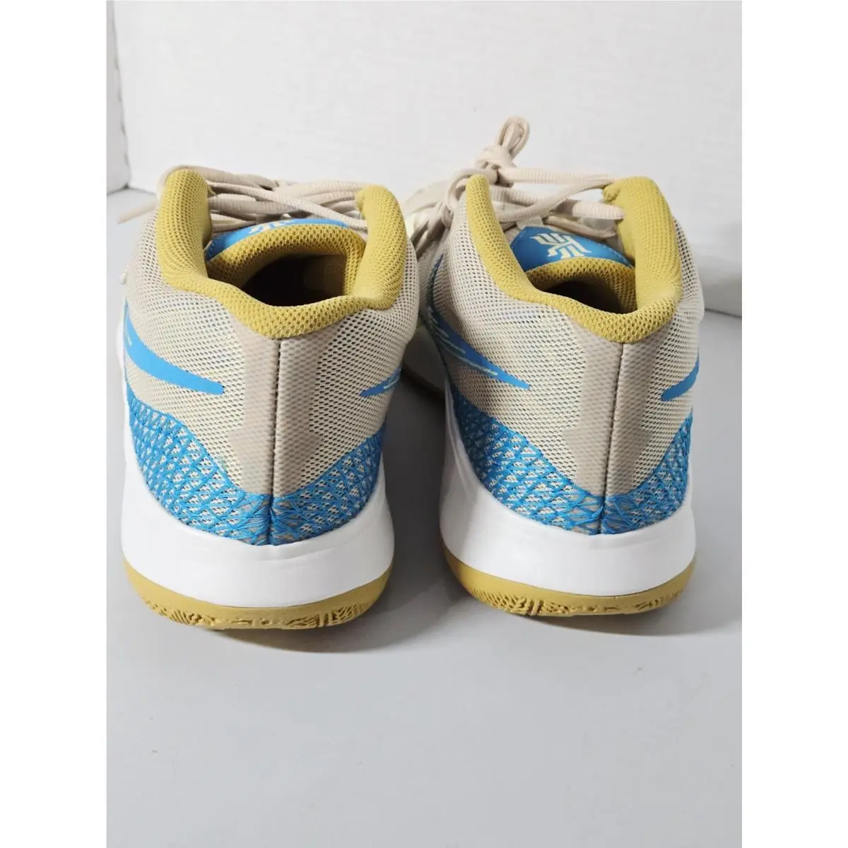 Nike shoes - Nike Kyrie Flytrap 6 - Kyrie Flytrap - DM1125-100 - Beige 3