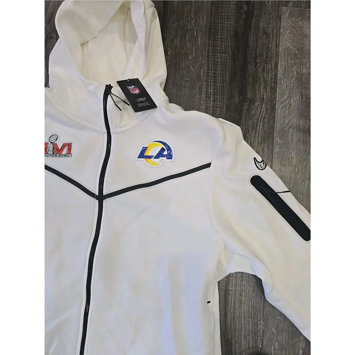 Nike clothing - White 2