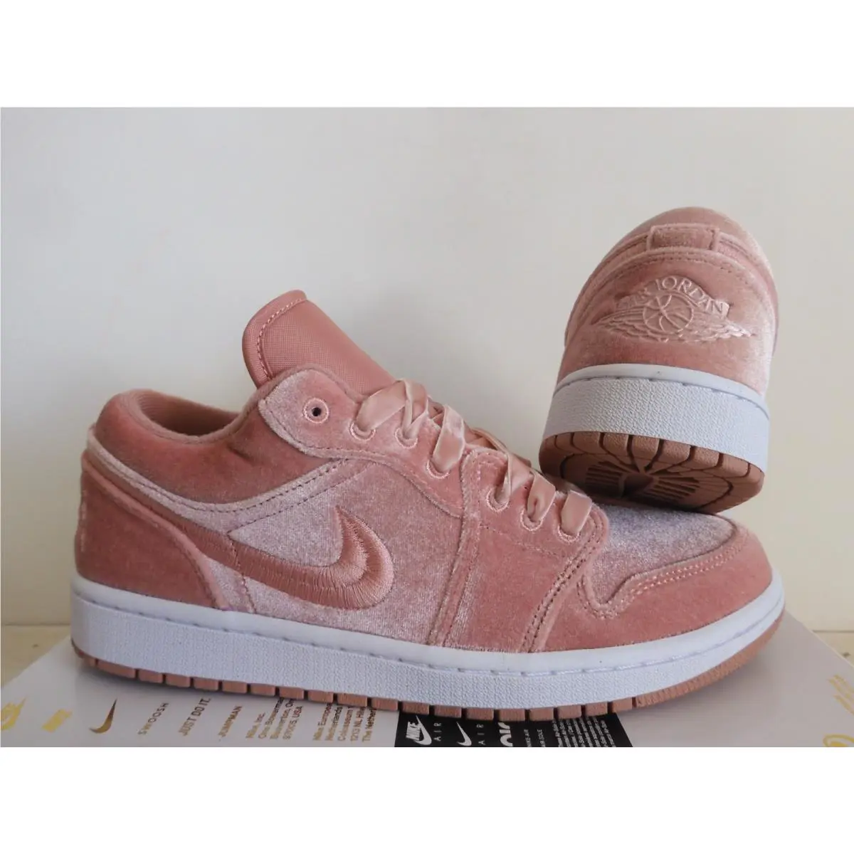 Nike shoes - Air Jordan 1 Low SE - DQ8396-600 - Pink (UPC: 196151820960) 1