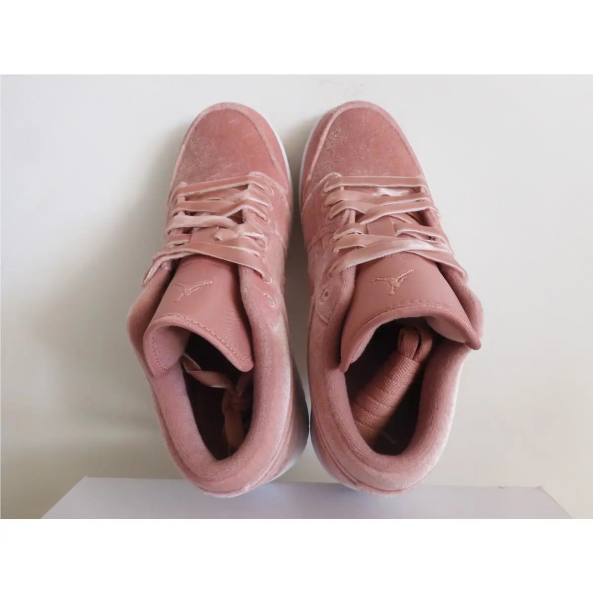 Nike shoes - Air Jordan 1 Low SE - DQ8396-600 - Pink (UPC: 196151820960) 4