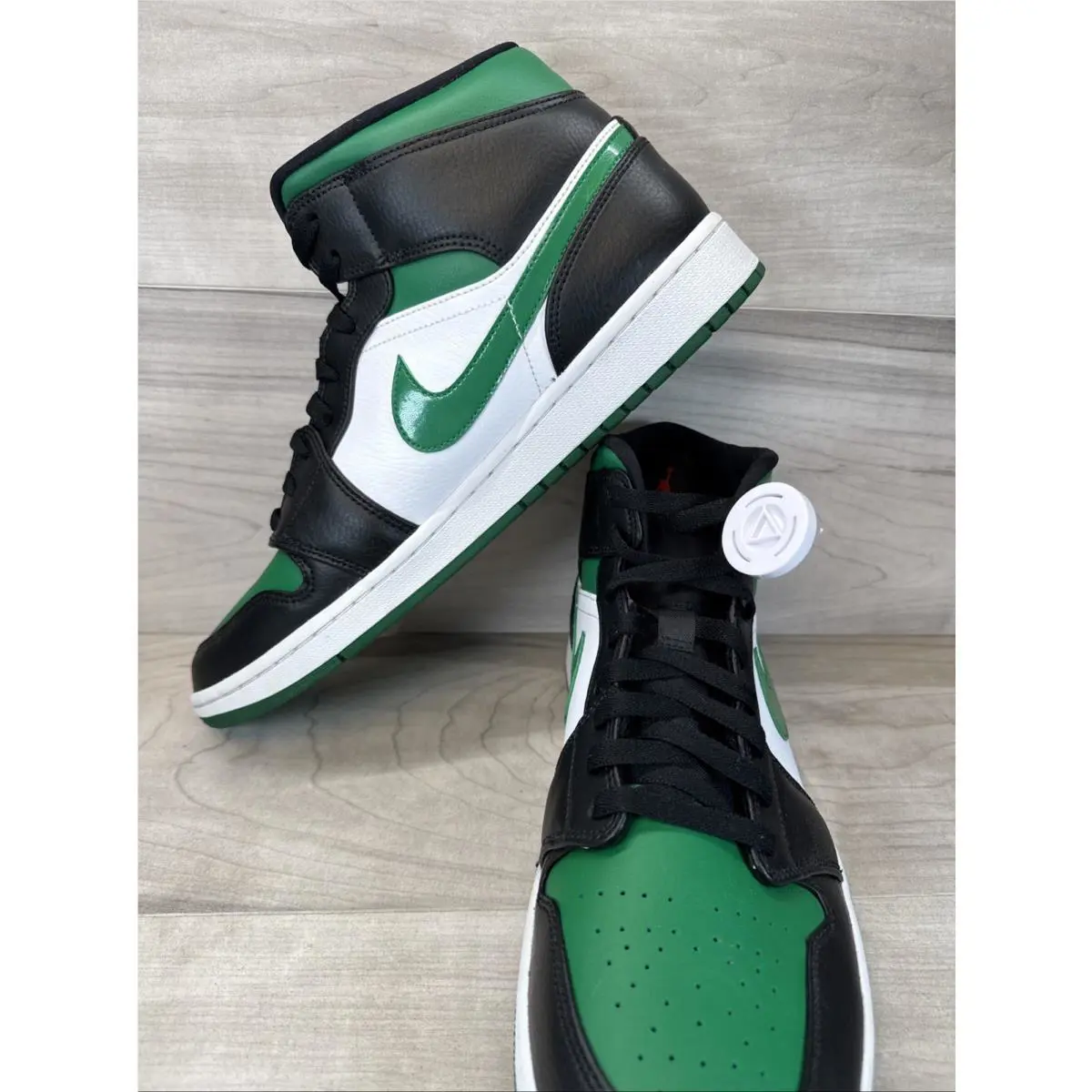 Nike shoes - Air Jordan 1 - Air - 554724-067 - Green (UPC: 0193654037871) 6