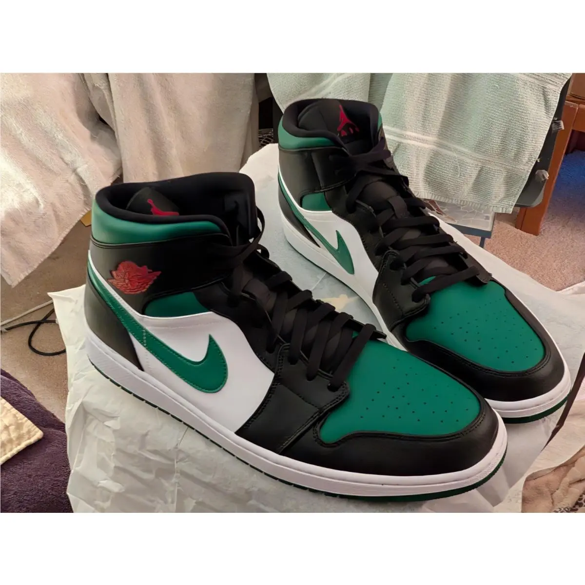 Awesome Air Jordan 1 Mid `green Toe` 554724-067 Athletic Shoes Size 18 D Niob