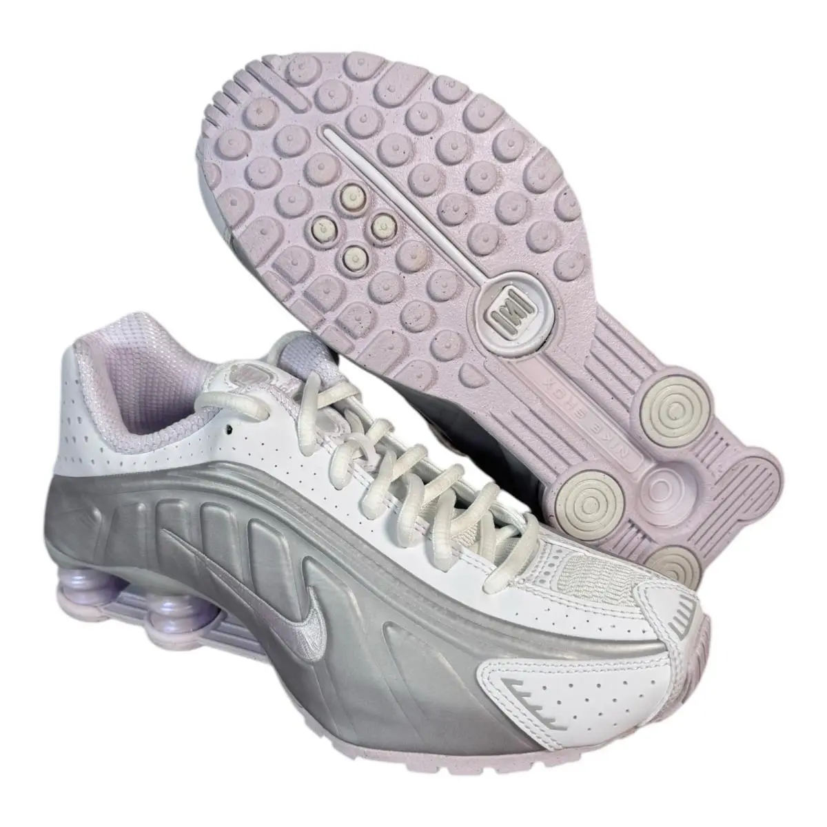 Shox R4 Metallic Platinum/ Grape Women’s Size US 7 Casual Sneakers by Nike