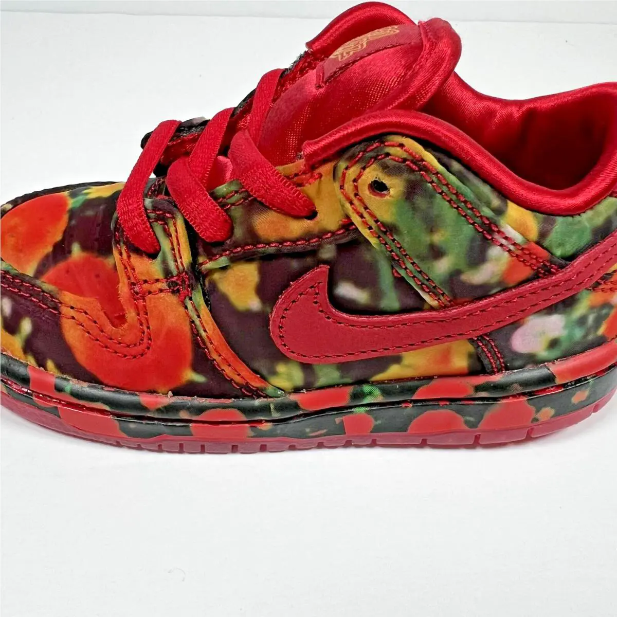 Nike shoes - Nike Sb Dunk Low - Dunk Low - Red (UPC: 197862178906) 11