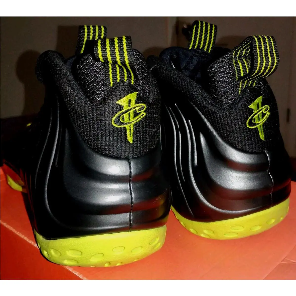 Nike shoes - Nike Air Foamposite - Air Foamposite - 314996-003 - Black 3