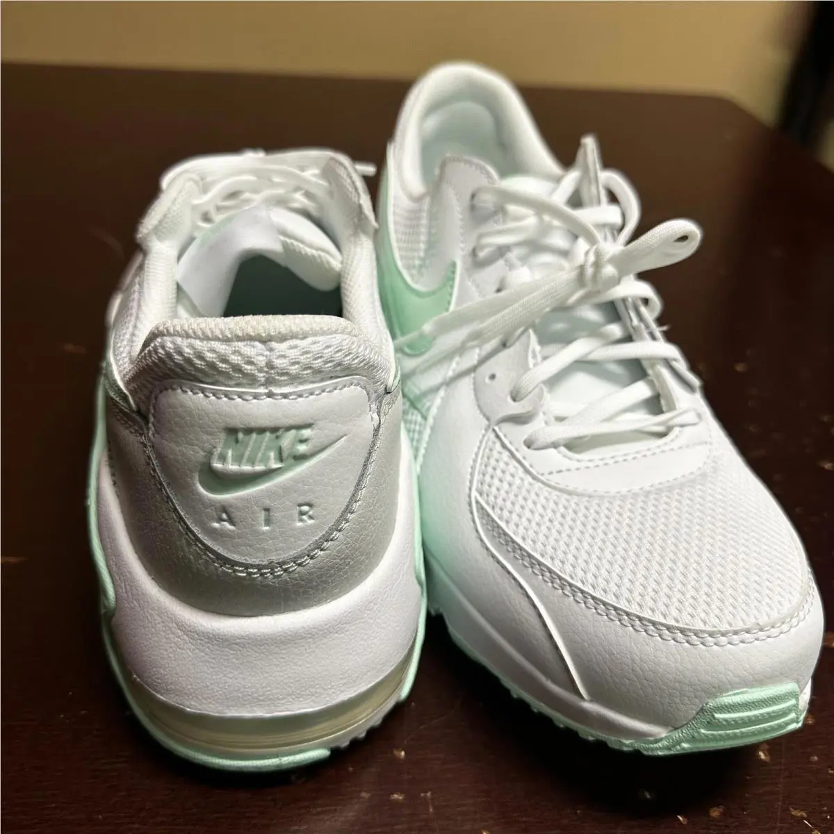 Nike shoes - Green 1