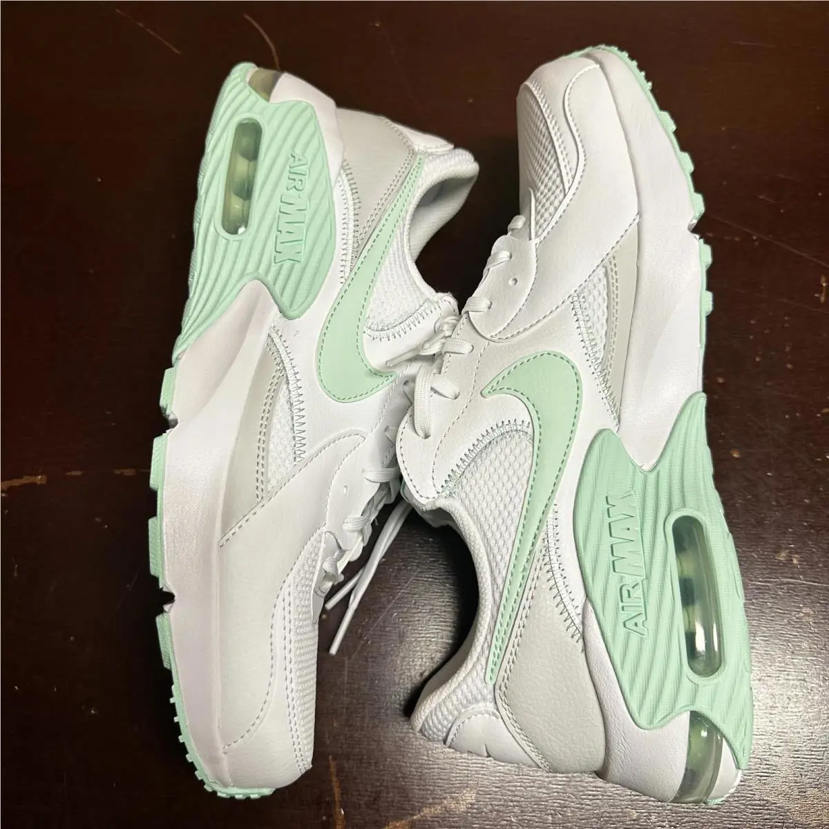 Nike shoes - Green 3