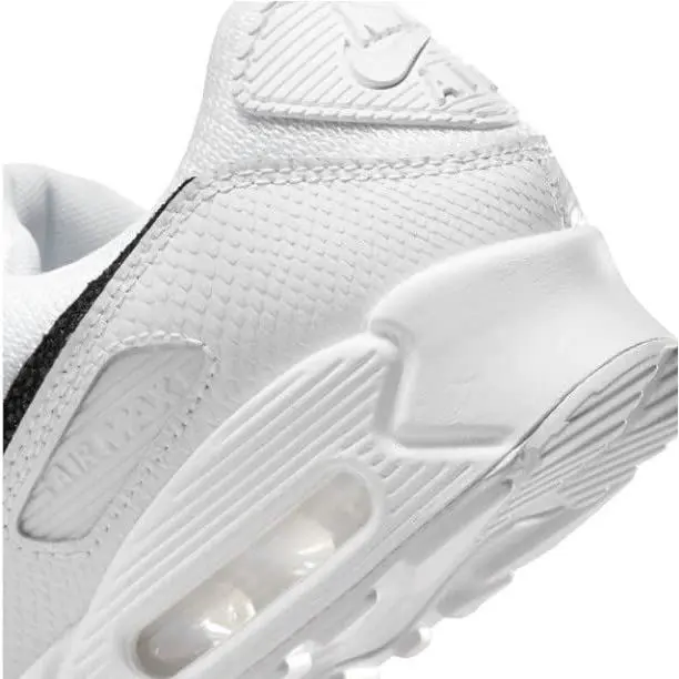Nike shoes - White 2