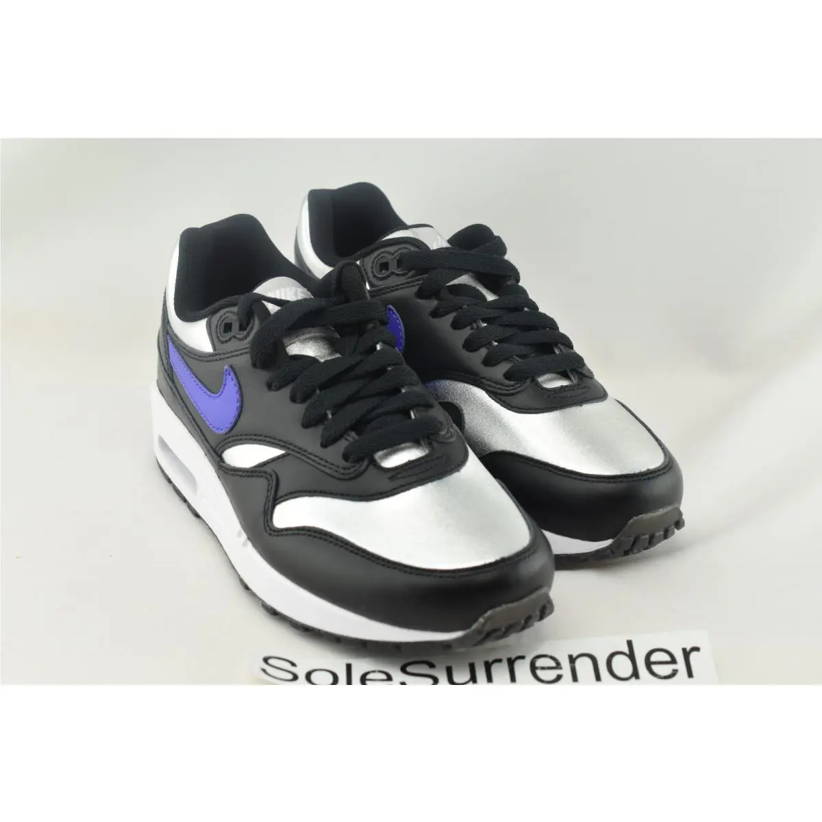 Nike shoes - Black 1