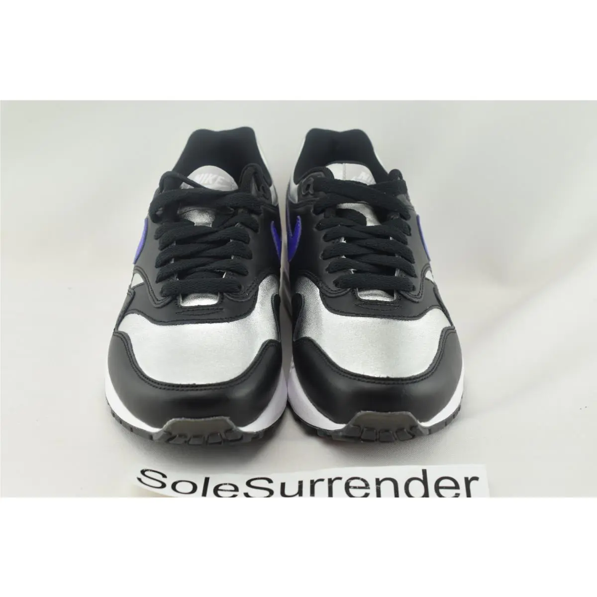 Nike shoes - Black 2