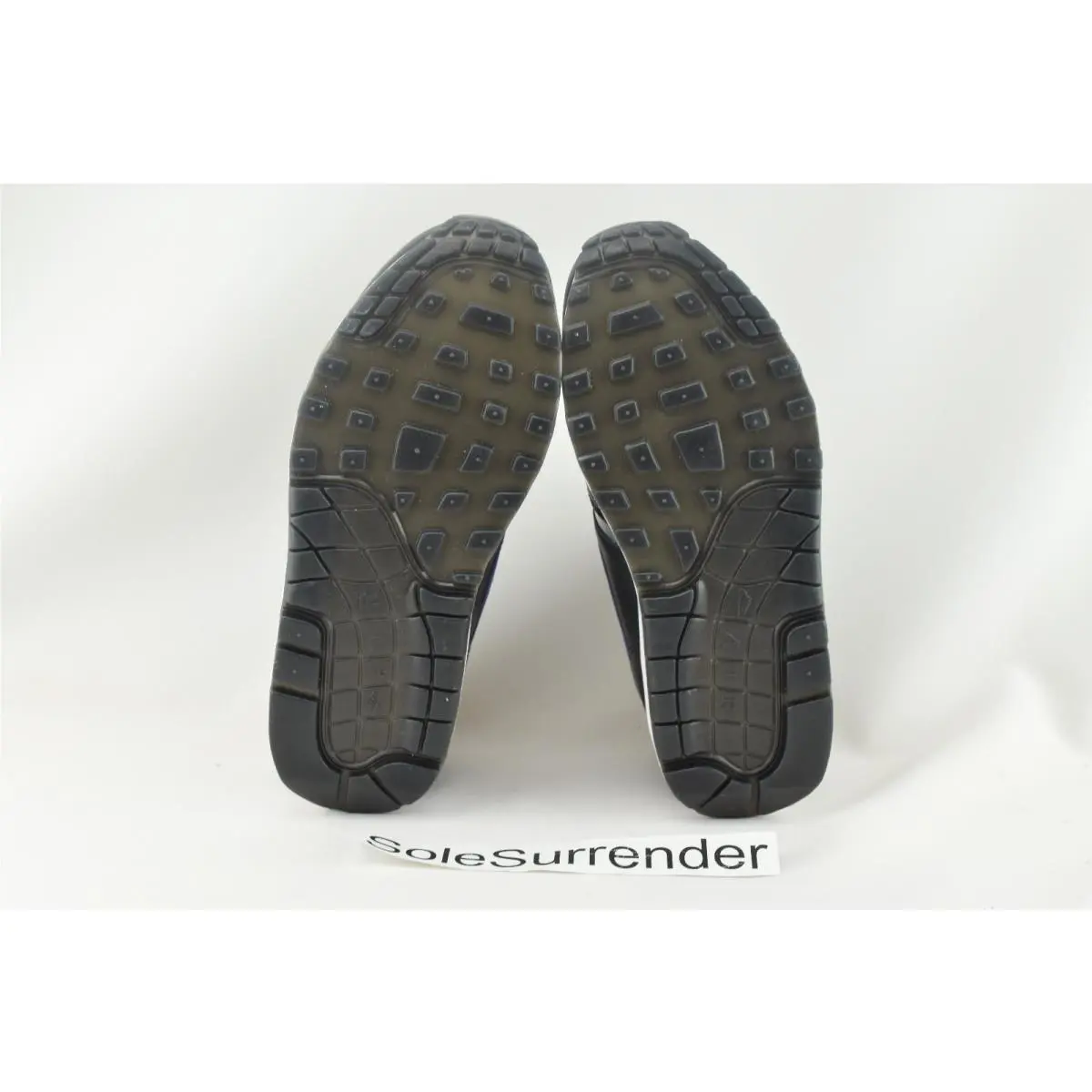 Nike shoes - Black 3