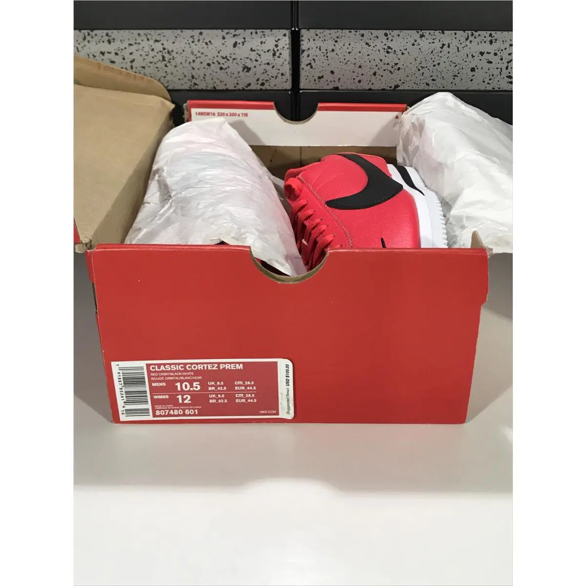 Nike shoes - Nike Classic Cortez Premium - Classic Cortez Premium - 807480-601 - Red Orbit/Black-White, Manufacturer: Red Orbit/Black-White (UPC: 0191887852414) 4