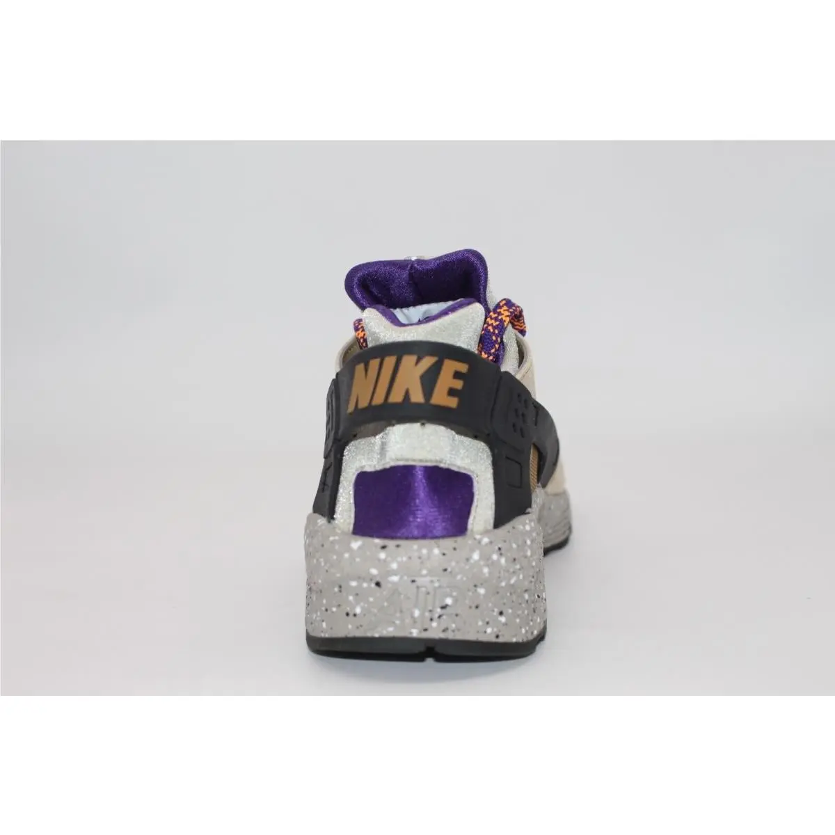 Nike shoes - Nike Huarache - Huarache - 704830-200 - Brown (UPC: 0659658577381) 2