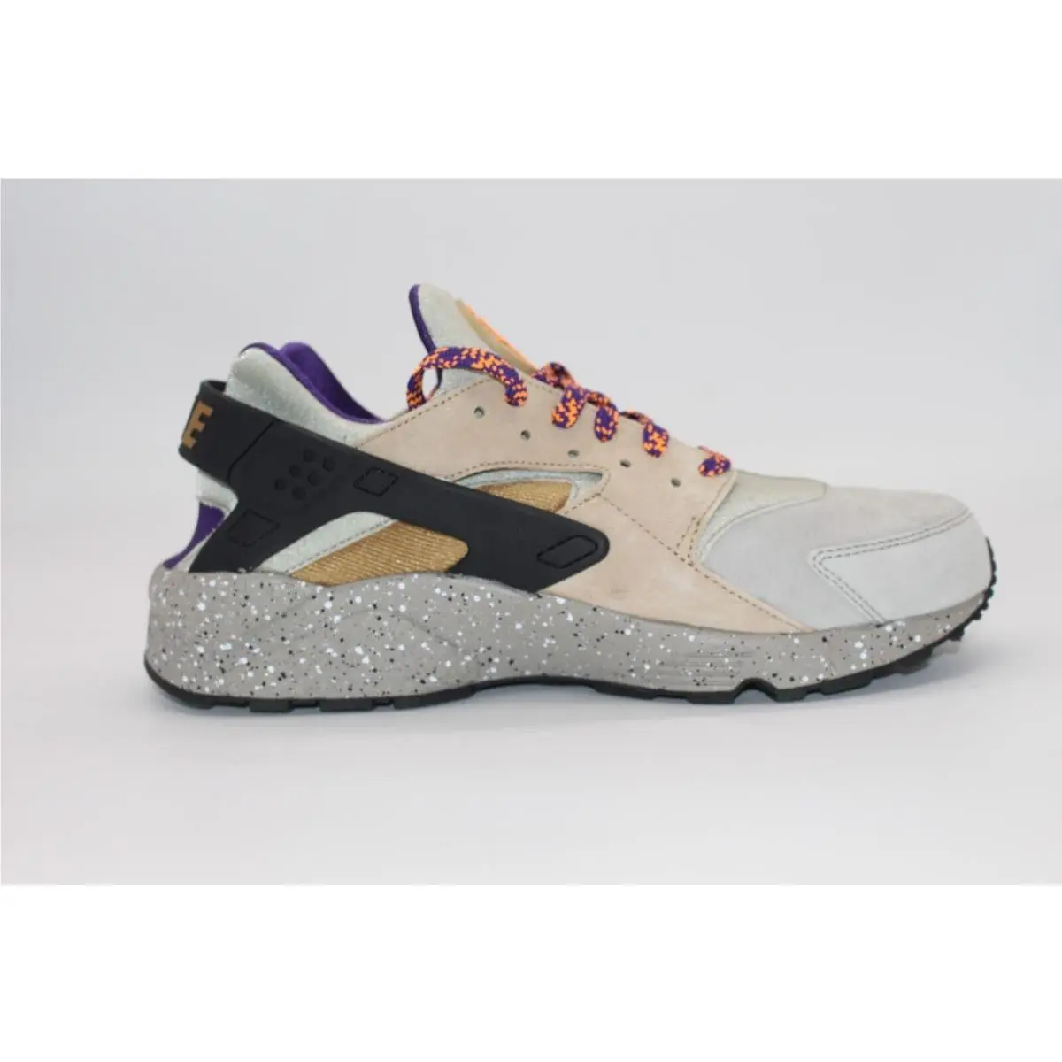 Nike shoes - Nike Huarache - Huarache - 704830-200 - Brown (UPC: 0659658577381) 3