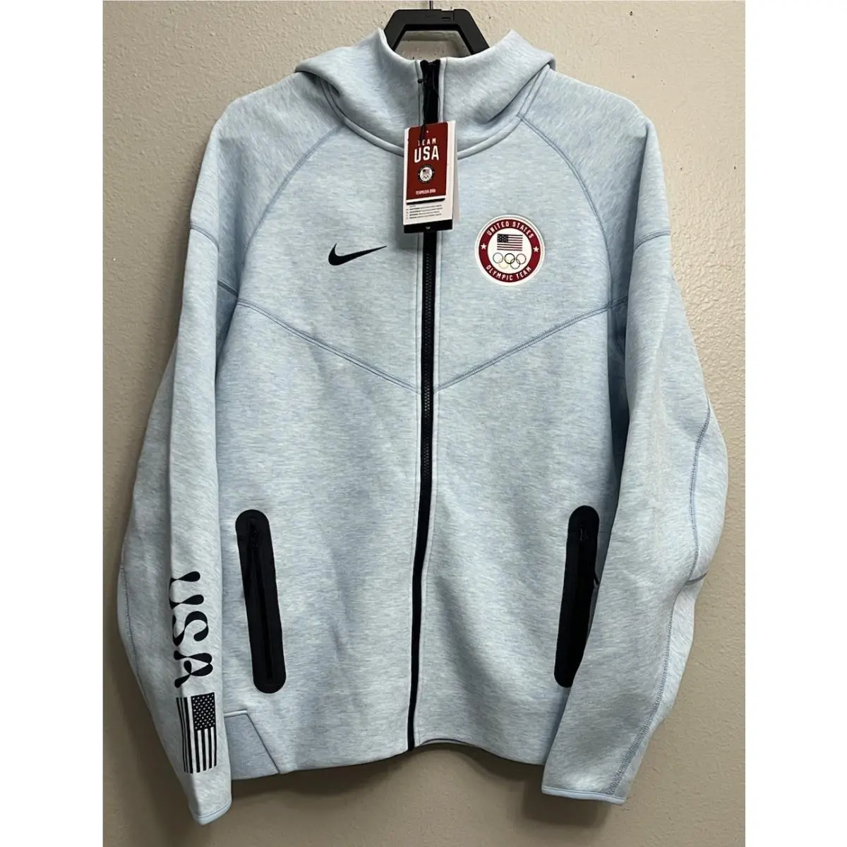Nike clothing - FN1208-441 - FN1208-441 - Celestine Blue (UPC: 197593681515) 0