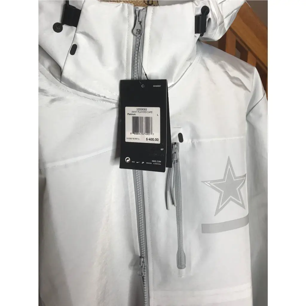 Nike clothing - White (UPC: 888841674907) 0