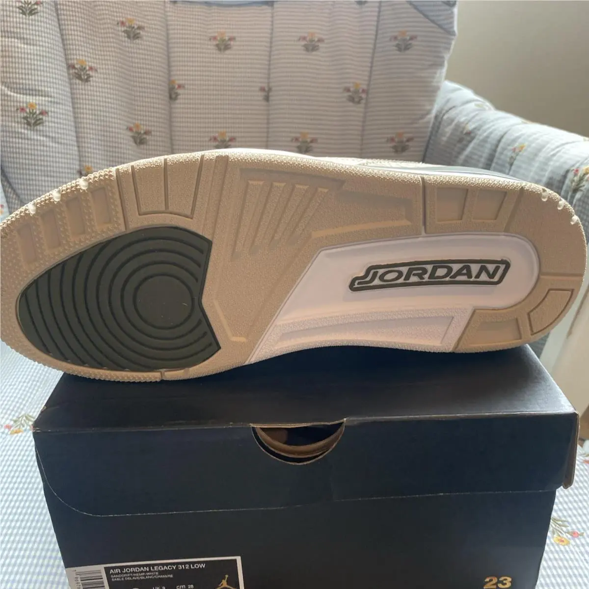 Nike shoes - Jordan Legacy 312 - Legacy - FZ4358-100 - White 3