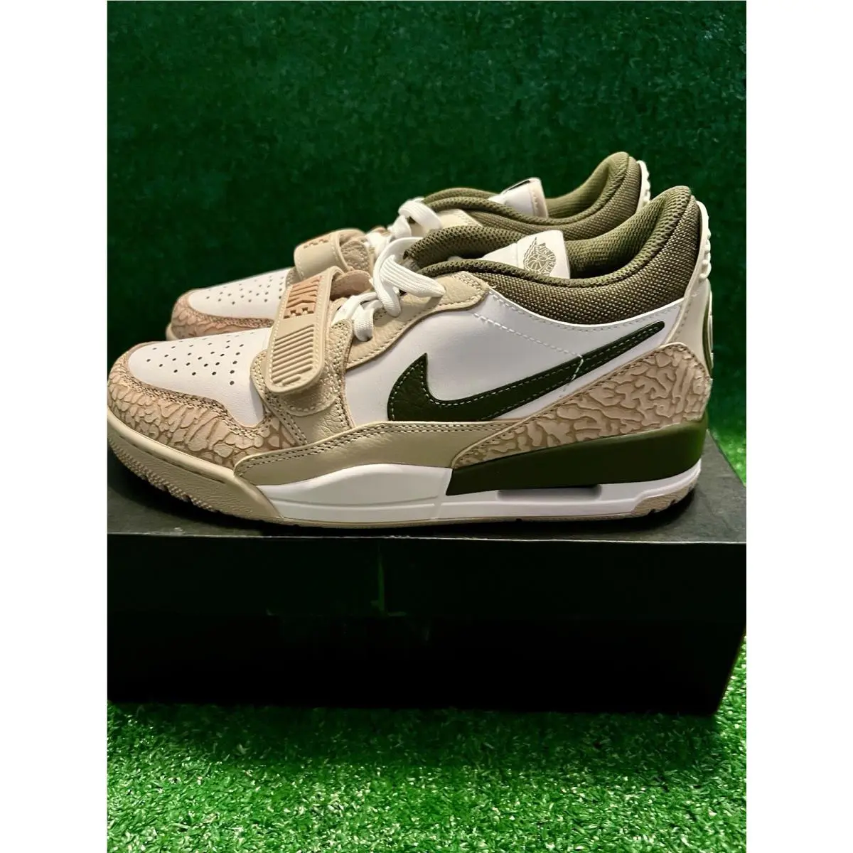 Nike shoes - Jordan Legacy 312 - Legacy - FZ4358-100 - Beige 0
