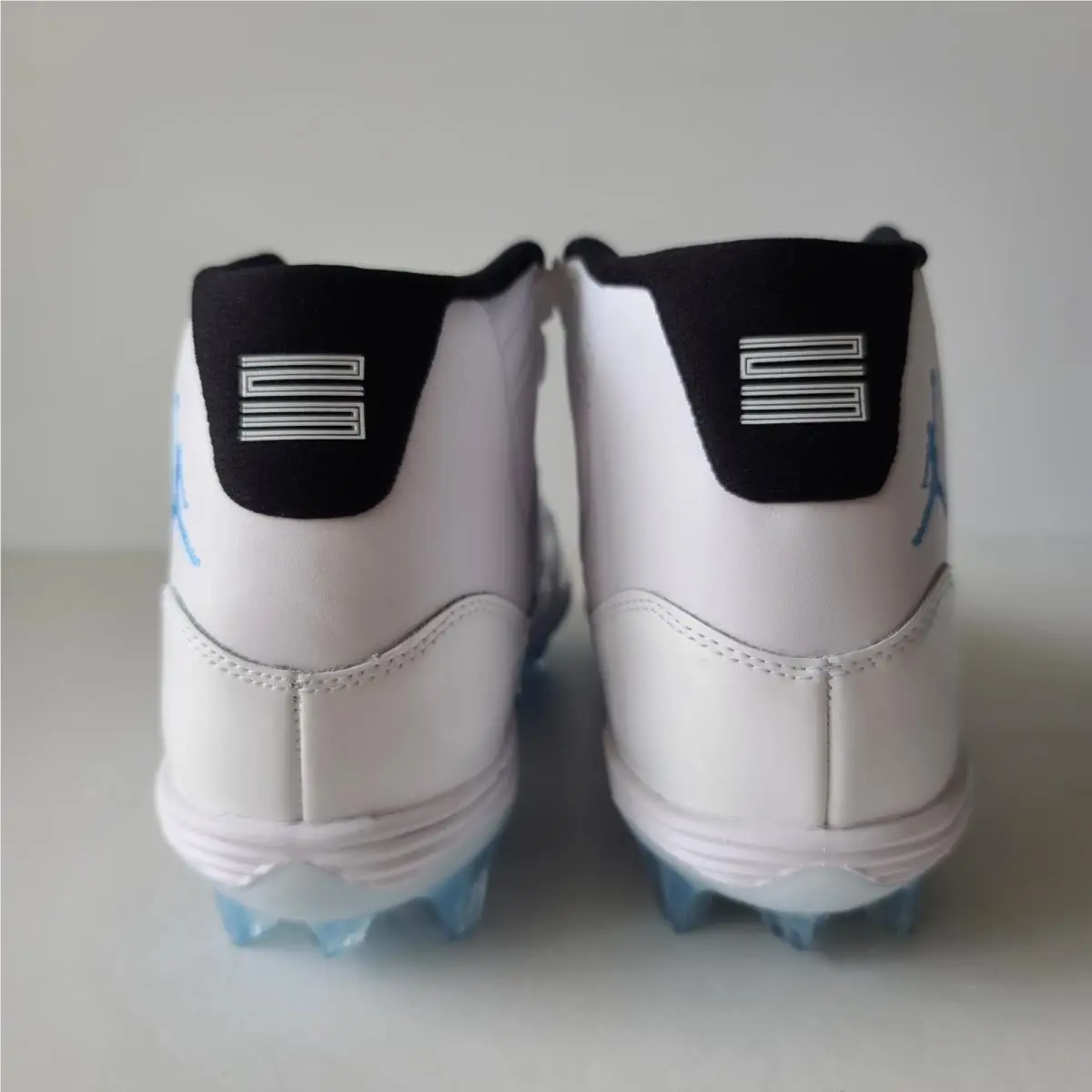 Nike shoes - Air Jordan 11 - Air - HM7324-104 - White 2