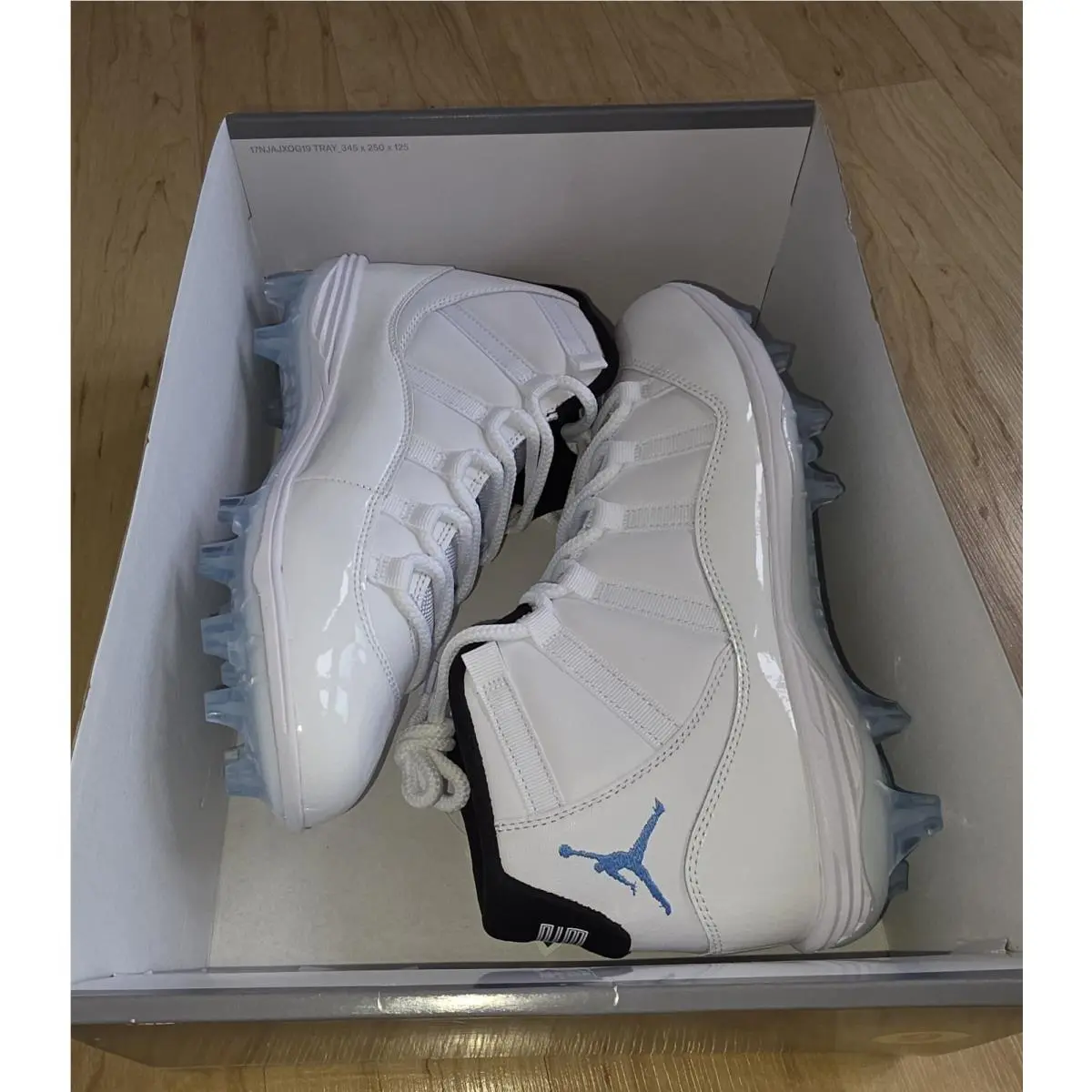 Nike shoes - Air Jordan 11 - Air - HM7324-104 - White (UPC: 197602835038) 8