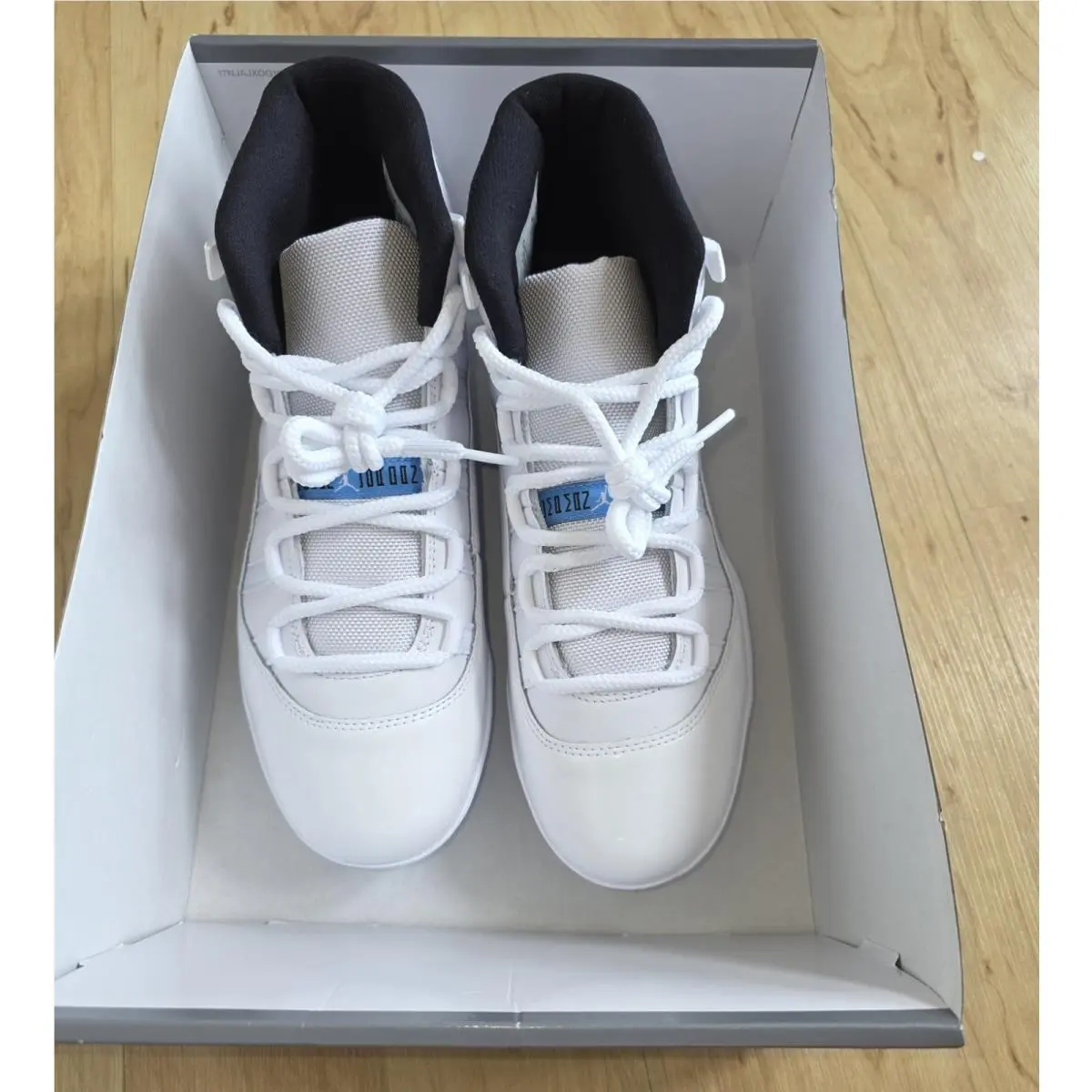 Nike shoes - Air Jordan 11 - Air - HM7324-104 - White (UPC: 197602835038) 5