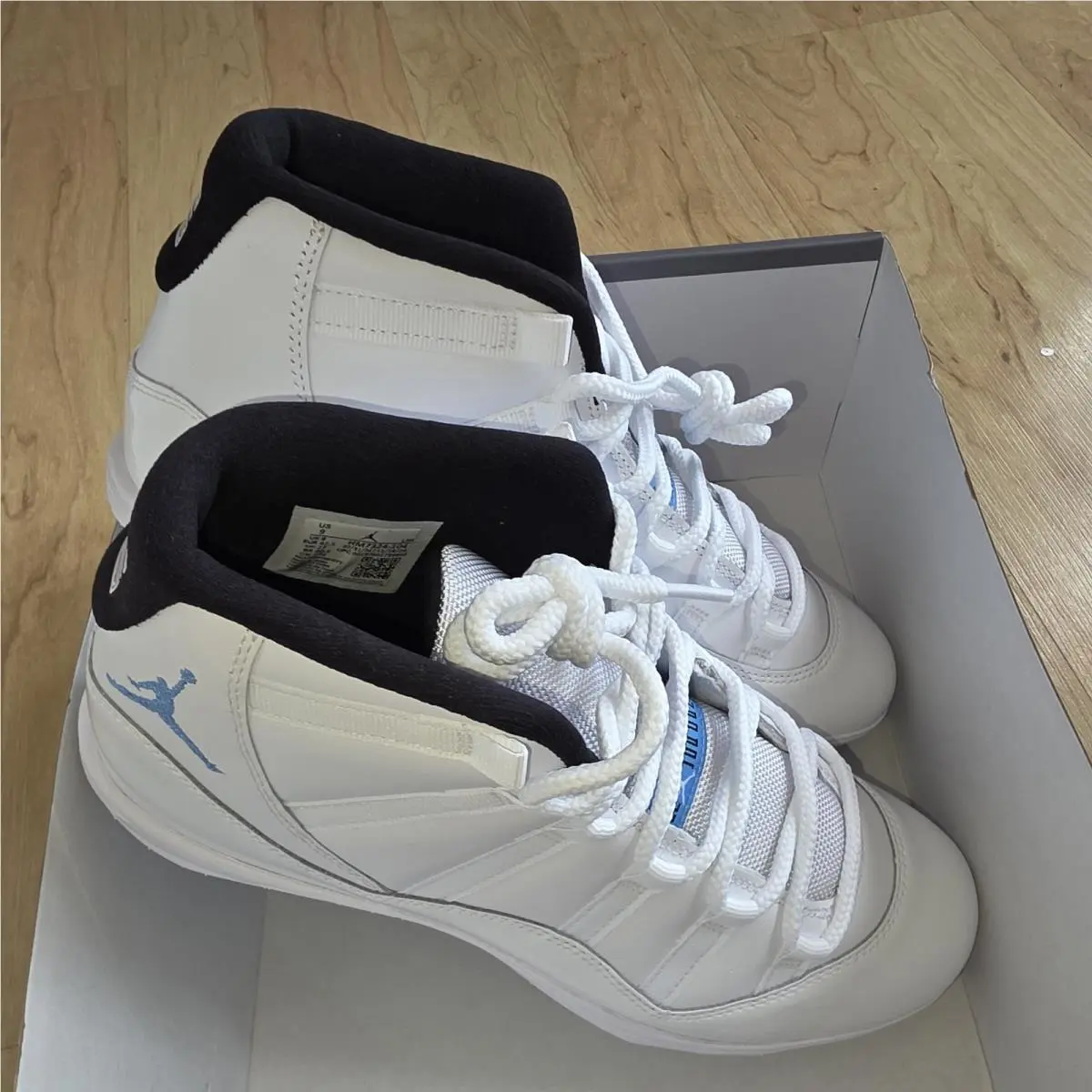 Nike shoes - Air Jordan 11 - Air - HM7324-104 - White (UPC: 197602835038) 7