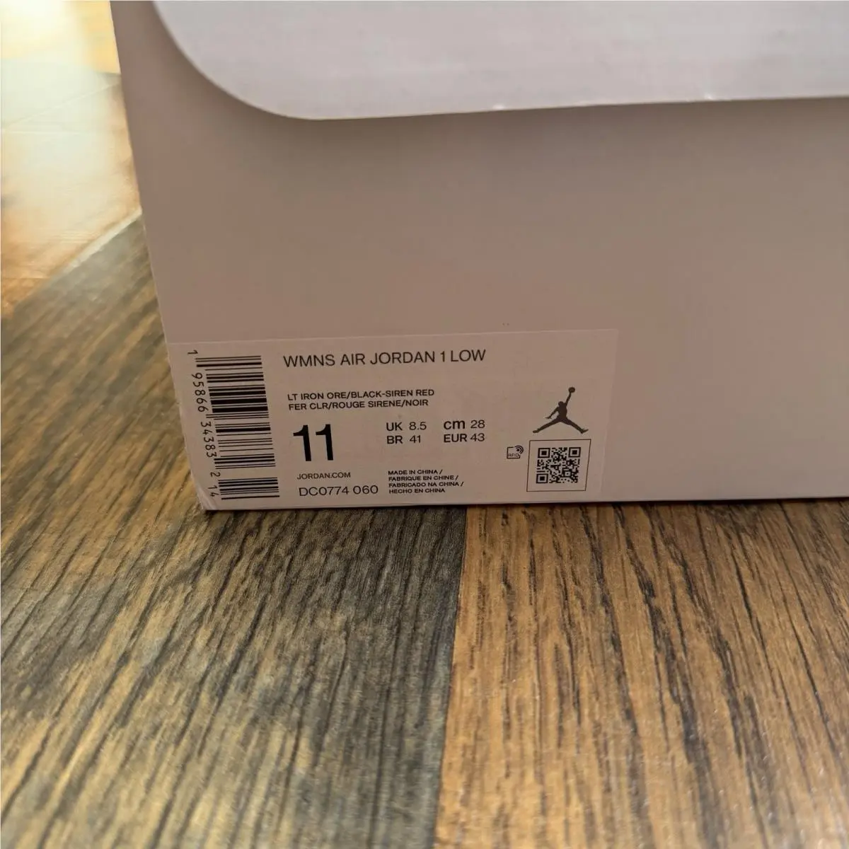 Nike shoes - Air Jordan 1 Low - Air Low - DC0774-060 - Black 9