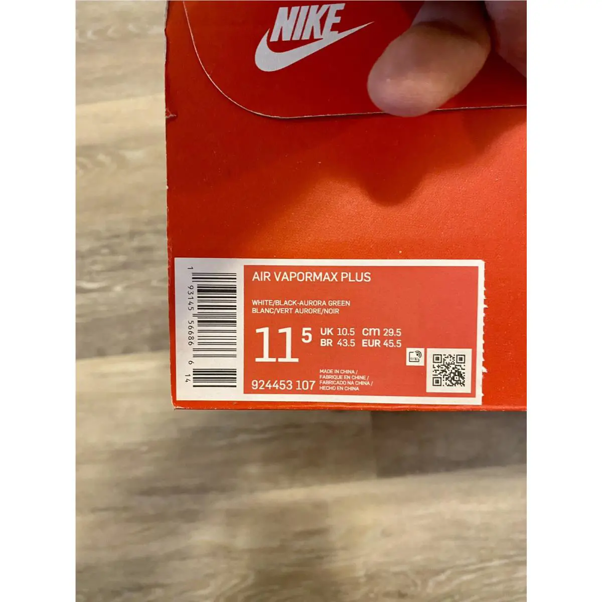 Nike shoes - Nike Air Vapormax Plus - Air Vapormax Plus - 924453-107 - White-Black-Aurora Green-Orange (UPC: 193145566866) 10