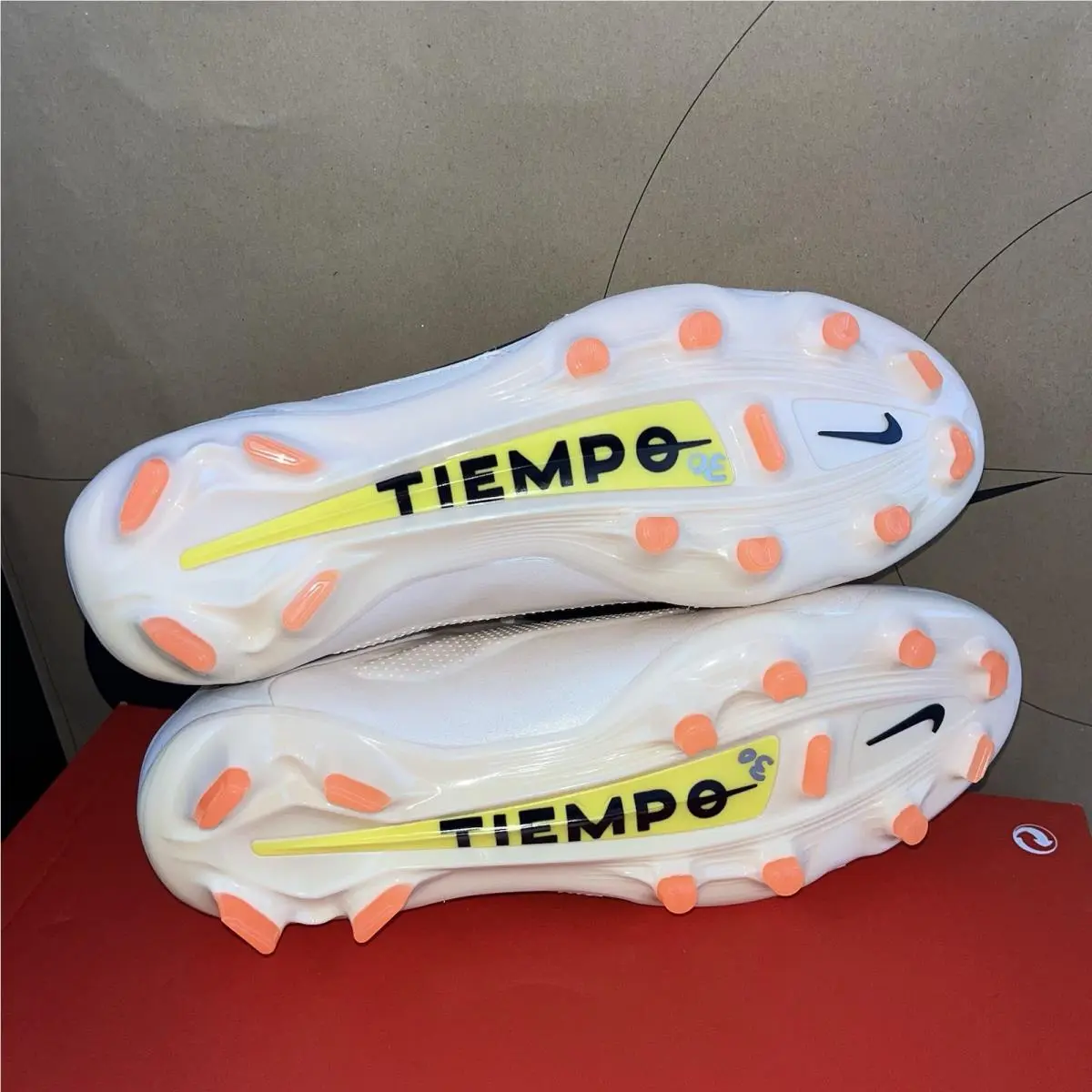 Nike shoes - Nike Tiempo Legend - Tiempo Legend - CZ8482 801 - Guava Ice Yellow Strike 4