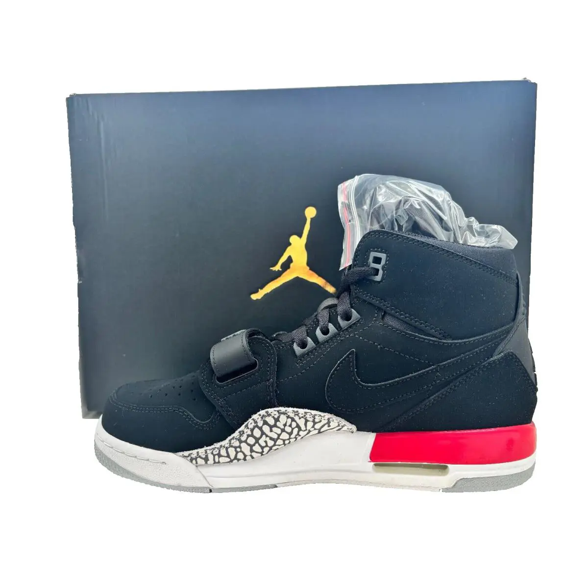 Nike shoes - NIKE AIR JORDAN LEGACY 312 - BLACK/BLACK-FIRE RED 8