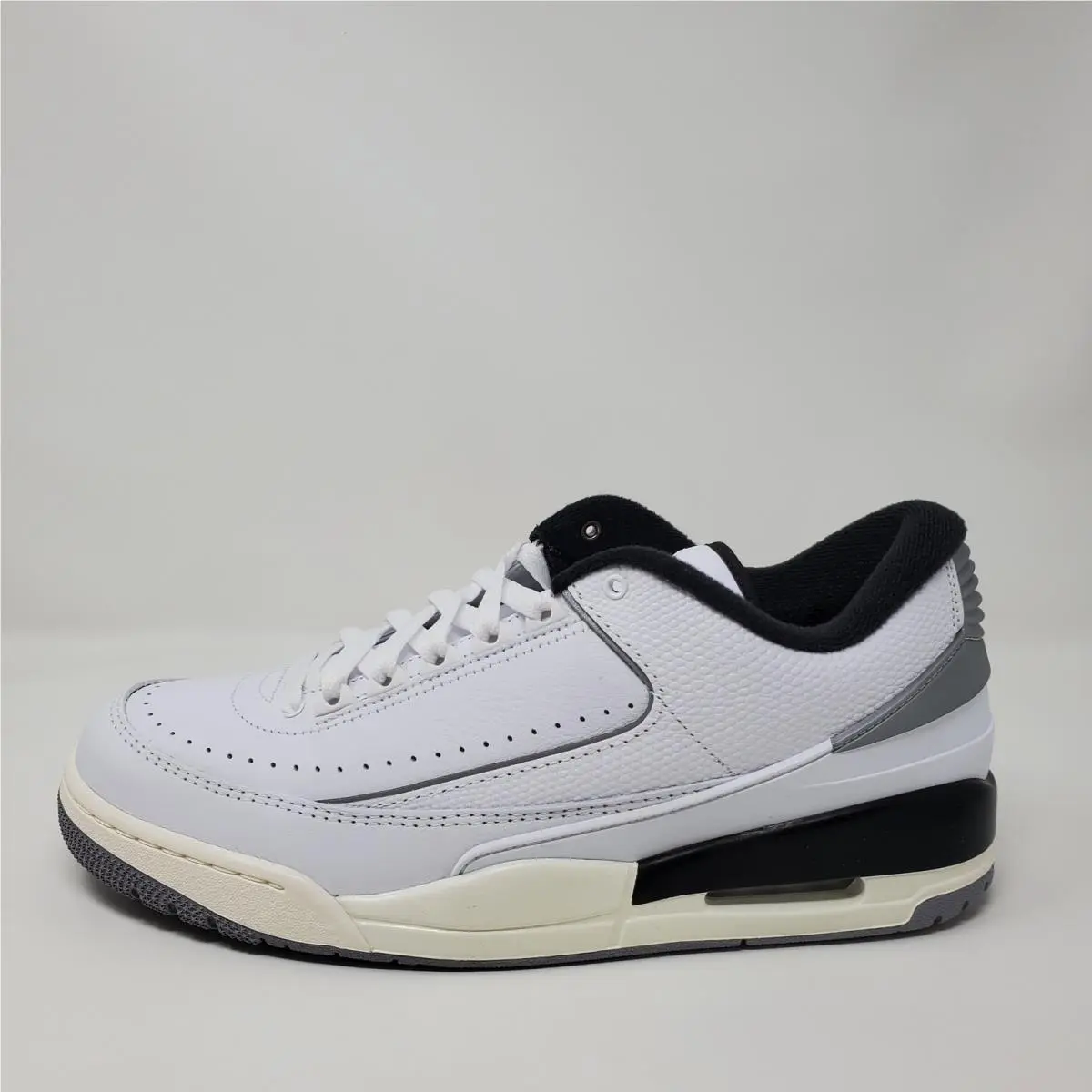 Nike shoes - Air Jordan 2/3 - Air - FD0383-148 - White 3