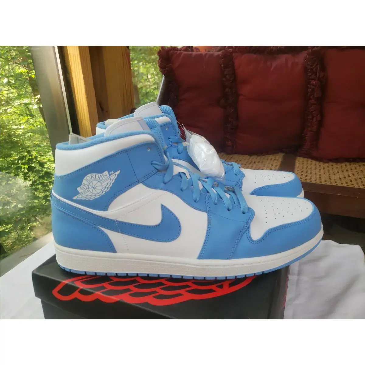 Nike shoes - Nike Air Jordan 1 - Air - 554724-106 - White (UPC: 884498383988) 3