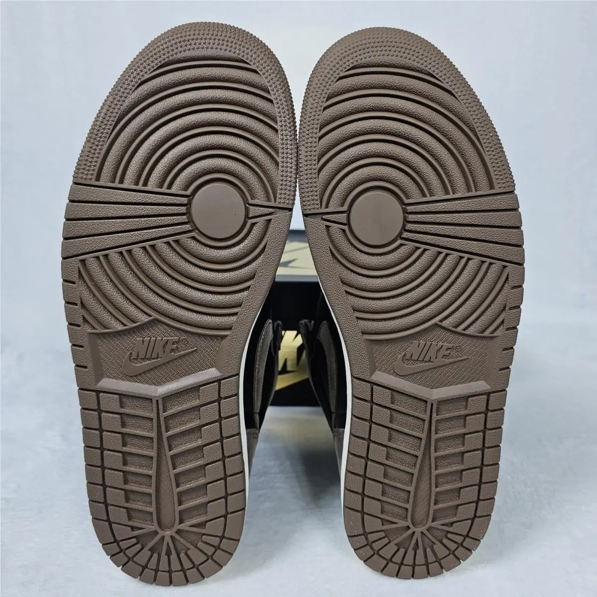 Nike shoes - Air Jordan 1 - Air - DZ5485-020 - Brown 5