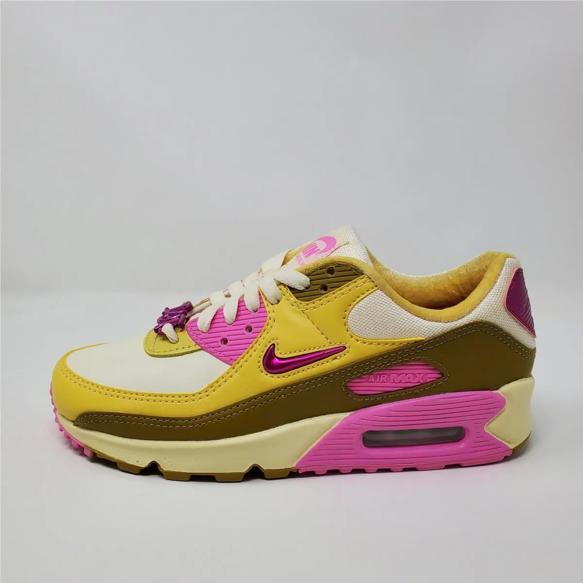 Nike shoes - Air Max 90 SE - Air Max - FD8684-101 - Pink 3