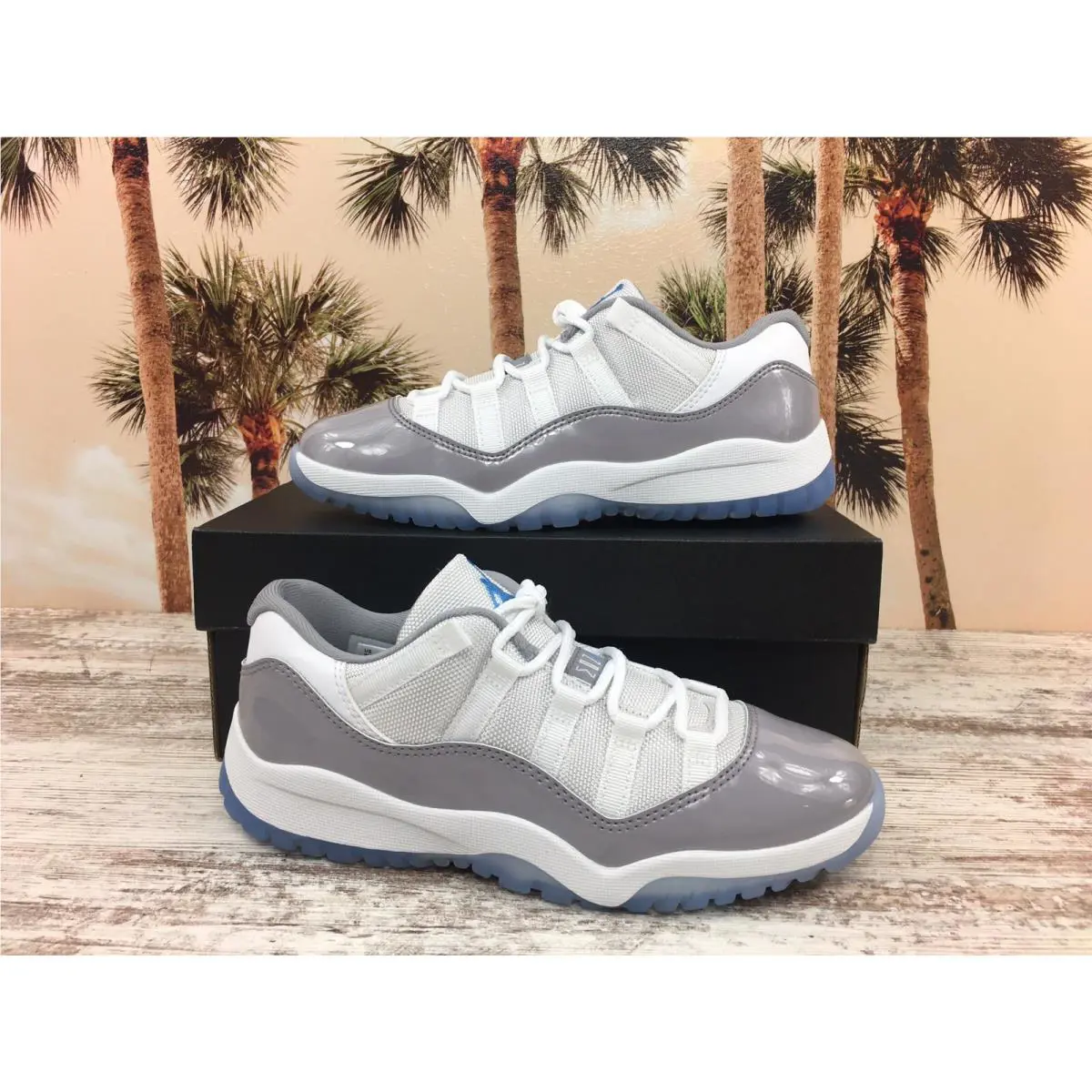 Nike shoes - Air Jordan 11 - Air - White 6