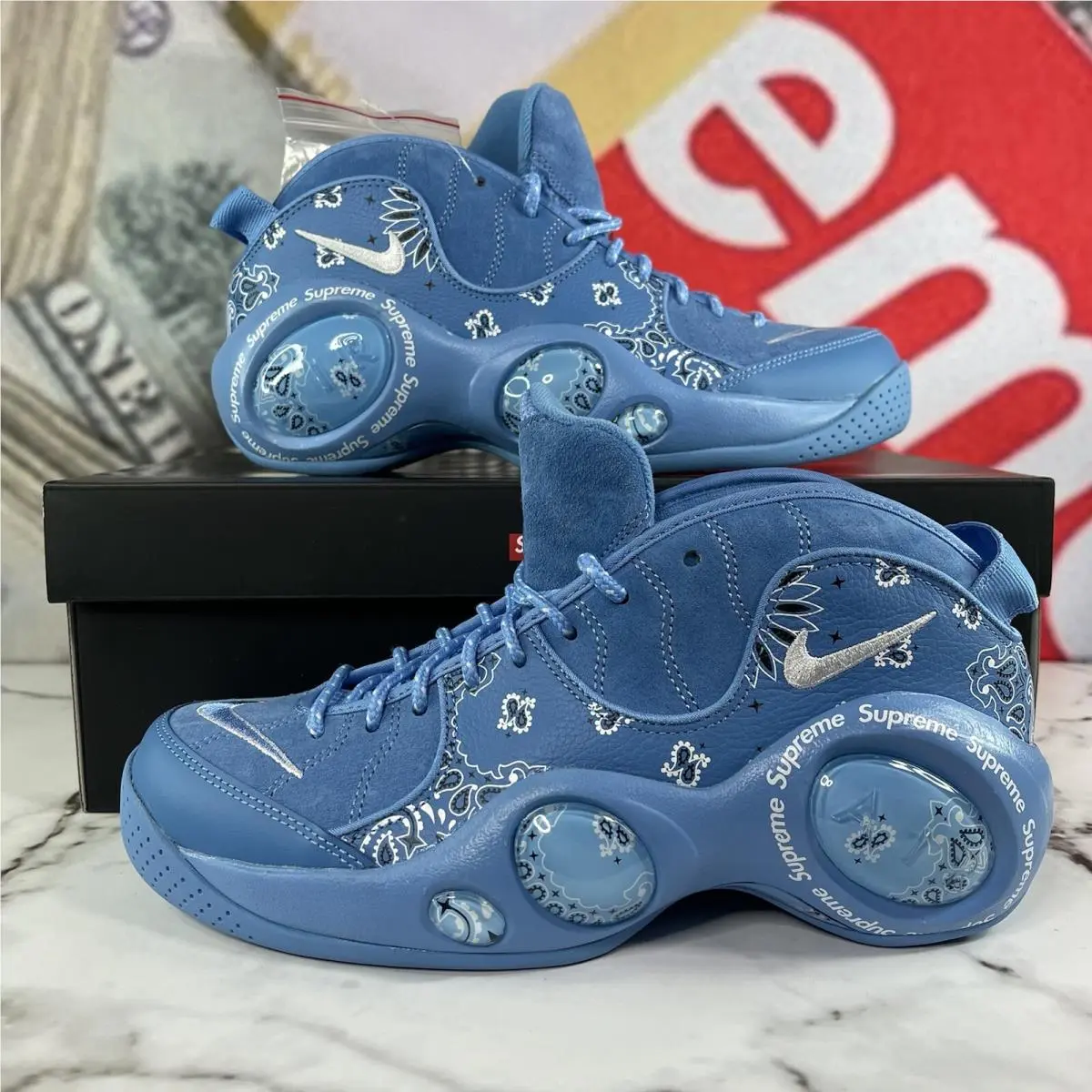 Size 8.5 - Nike Air Zoom Flight 95 SP x Supreme University Blue 2022