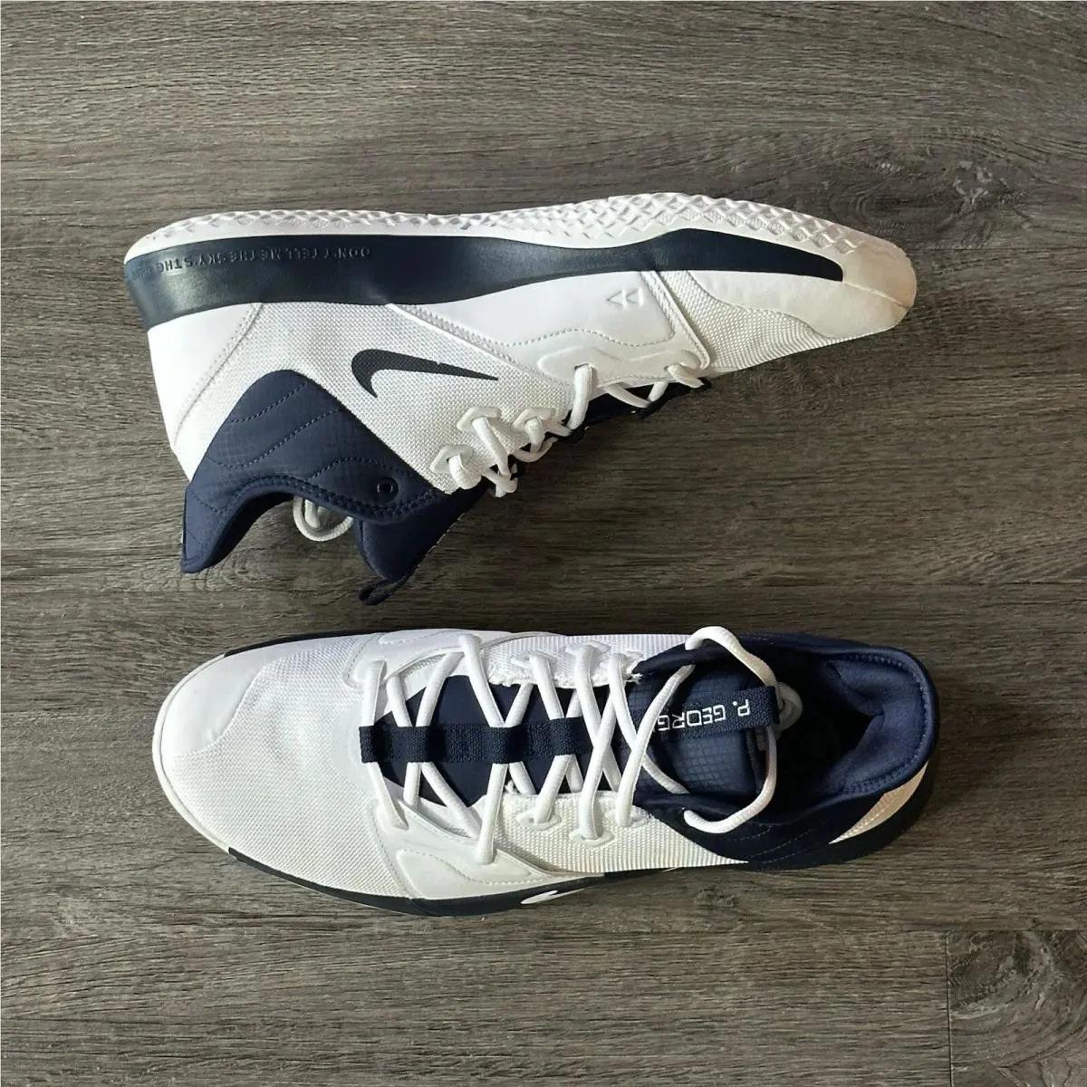 Nike shoes - White 0
