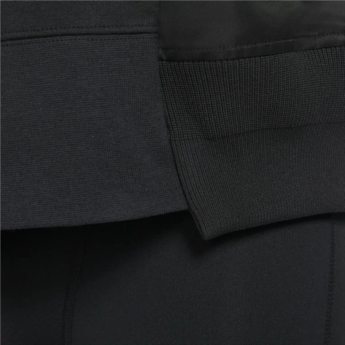 Nike clothing - Black (UPC: 194272083639) 4