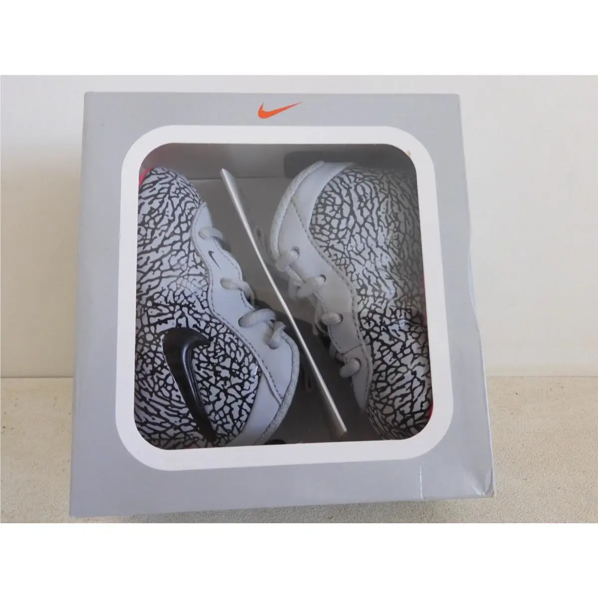 Nike shoes - Nike Foamposite - Foamposite - Gray (UPC: 091207082654) 5