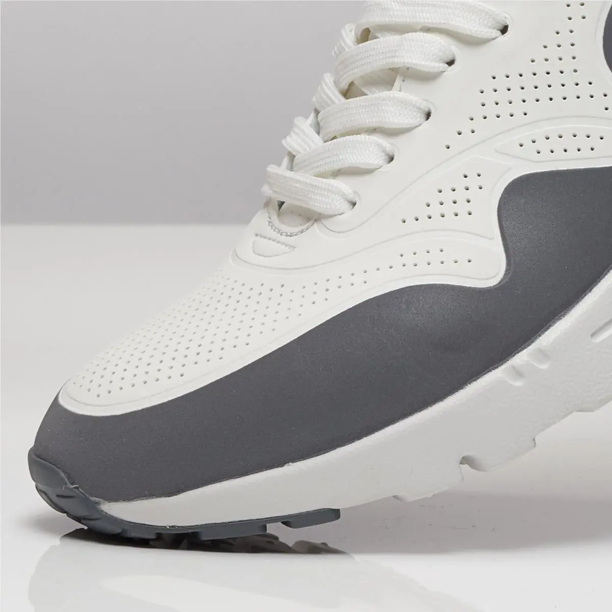 Nike shoes - Nike Air Max 1 Ultra - 704995-101 - Summit White/Cool Grey-Metallic Silver 4
