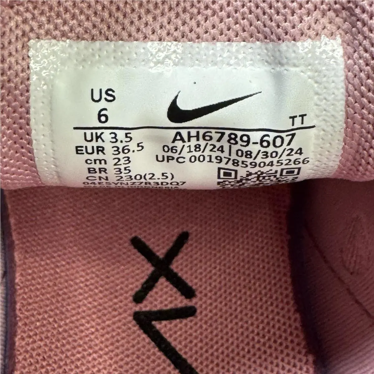 Nike shoes - Nike Air Max 270 - Air Max - AH6789-607 - Pink 4
